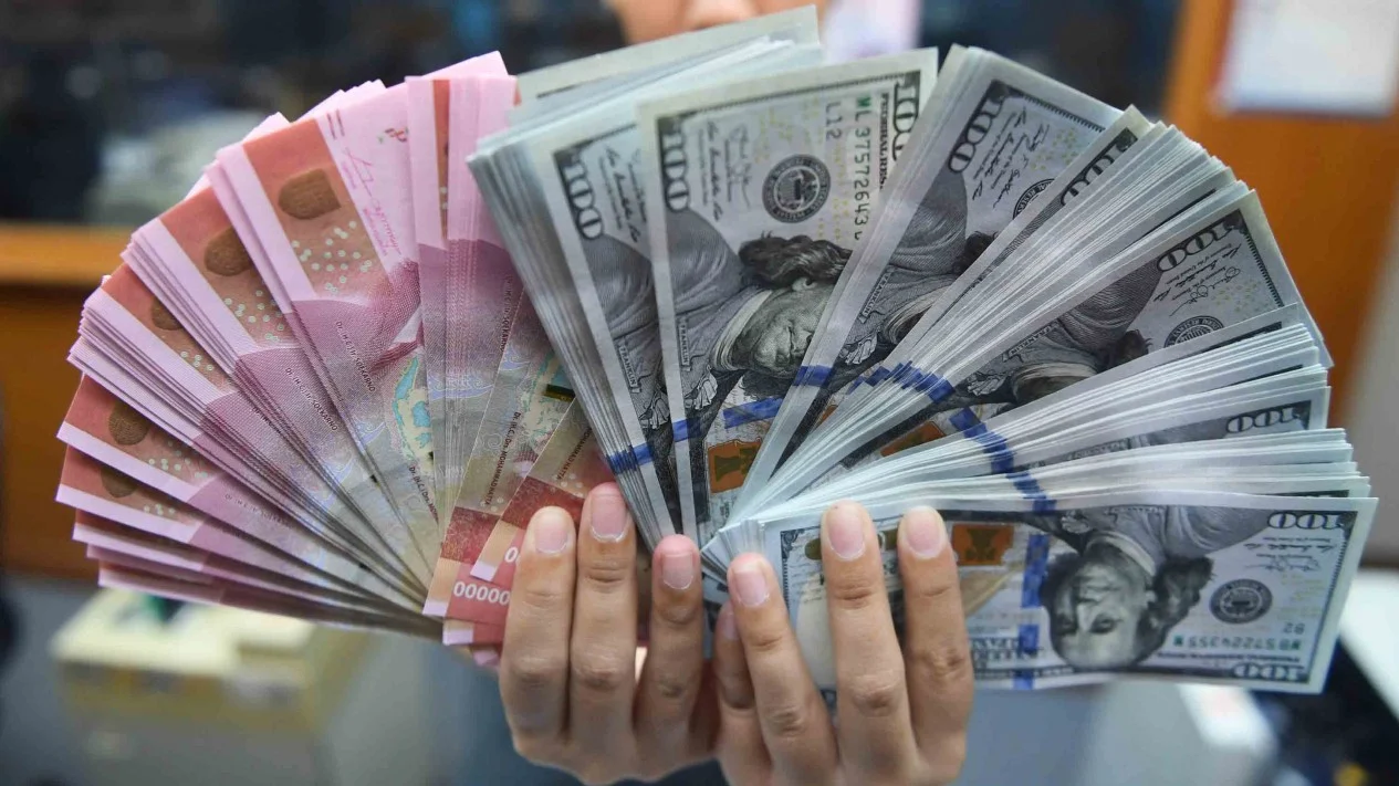 Rupiah Melemah 44 Poin ke Rp18.109 per Dolar AS, Yen Jepang dan Yuan China Ikut Tertekan