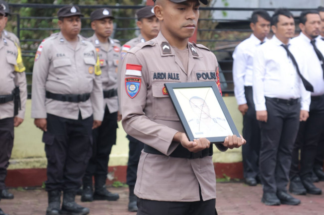Tinggalkan Tugas Selama Bertahun-Tahun, Brigpol Yasepus Benu Resmi Dipecat dari Polres TTS NTT