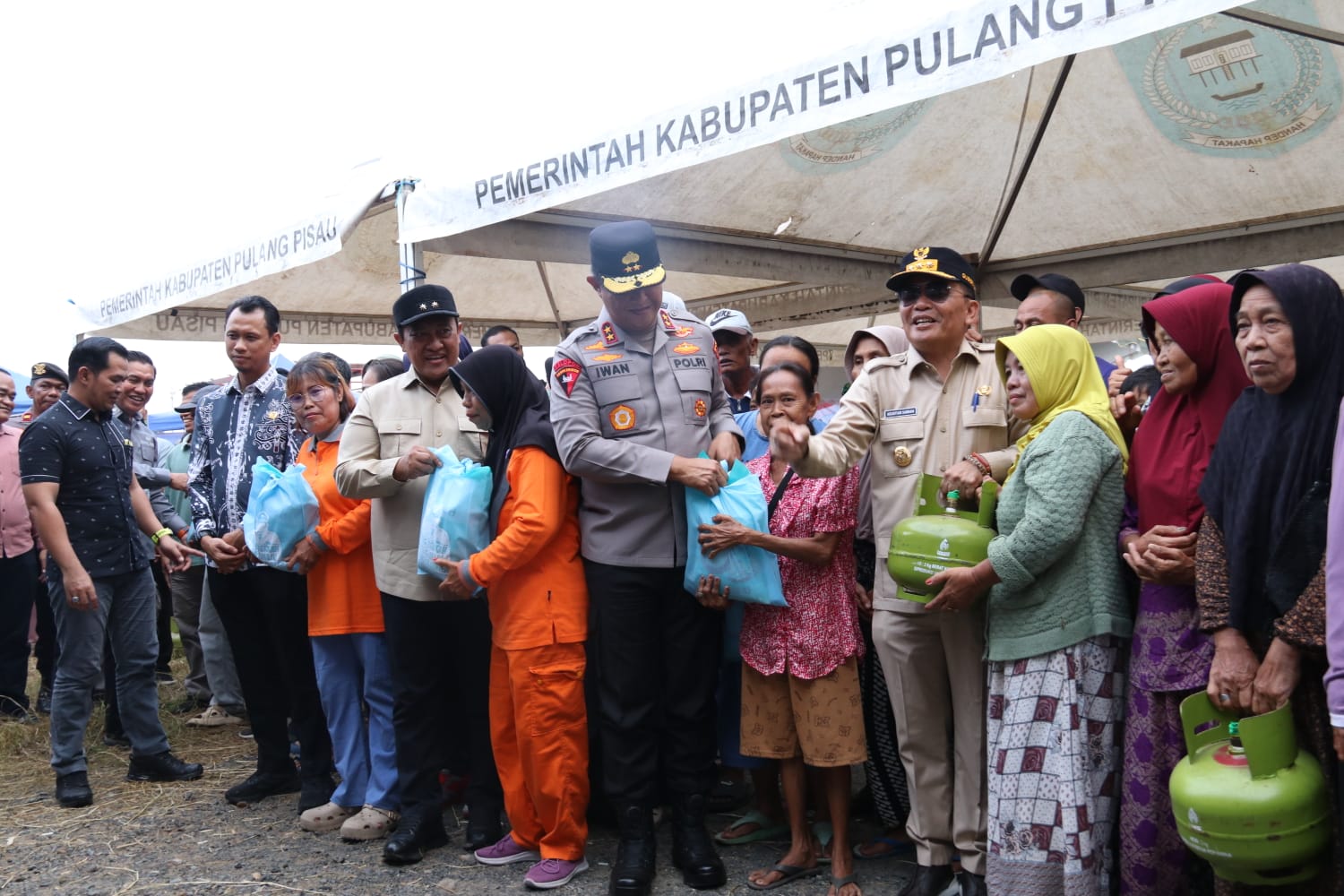 Hari Jadi Pulang Pisau ke-24, Gubernur Kalteng Agustiar Sabran Luncurkan Pangan Murah dan Cek Kesehatan Gratis untuk 1.000 Warga