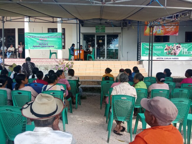 Ratusan Warga Kupang Serbu Pengobatan Gratis Apotek Carlin Farma, Bukti Akses Kesehatan Masih Mahal