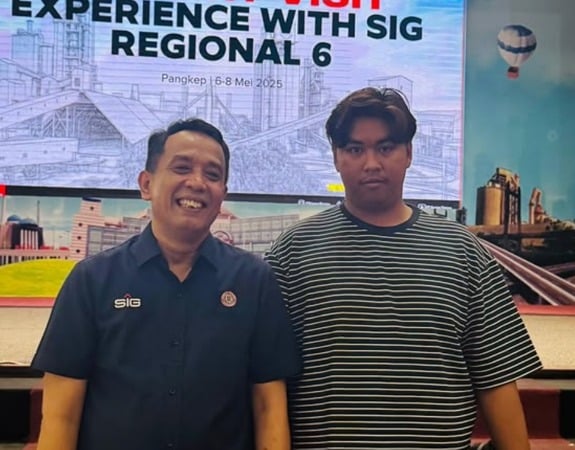 Distributor Bangunan Asal PPU Ikuti Factory Visit SIG di Pangkep, Pelajari Proyeksi Pasar Semen hingga 2029