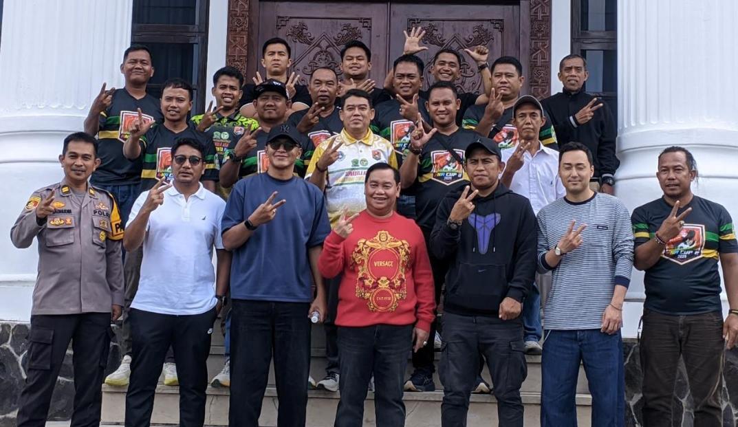 Bupati Kotim Halikinnor Sambut Langsung Legenda Timnas untuk Buka HNR Cup 2, Antusiasme 64 Klub Lampaui Kuota