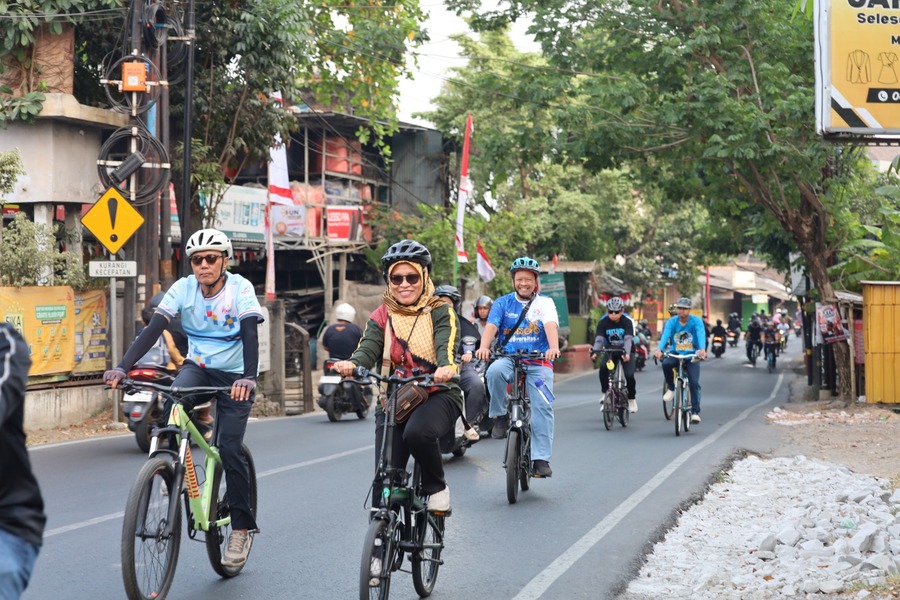 Gowes Bareng LLDIKTI V dan VI Warnai Milad ke-27 UNIMUS, Rektor: Silaturahmi Sambil Ngos-ngosan