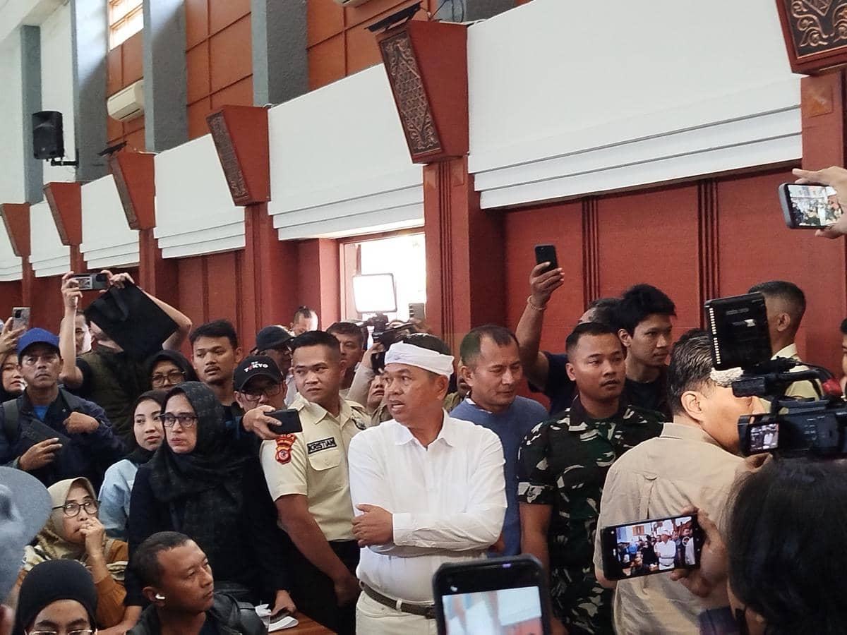 Gubernur Jabar Dedi Mulyadi Turun ke Disdik Bandung Usai Ribuan Keluhan SPMB 2026, Panggil Pengembang Aplikasi