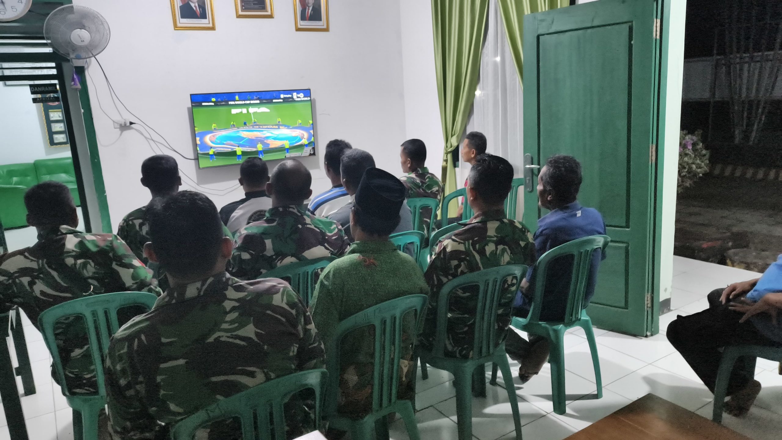 Nobar Piala Dunia 2026 di 5 Koramil Lamtim, Dandim: Sepak Bola Bahasa Universal Pererat TNI-Rakyat
