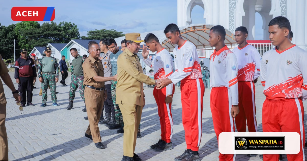 Bupati Pidie Jaya Sibral Malasyi Tinjau Langsung Latihan Paskibraka Jelang HUT ke-81 RI