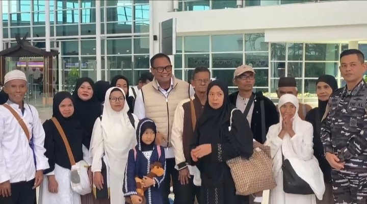 38 Jemaah Umrah Kalsel Terlantar 4 Hari di Jeddah Akhirnya Pulang, Tiba di Banjarbaru Jumat Pagi