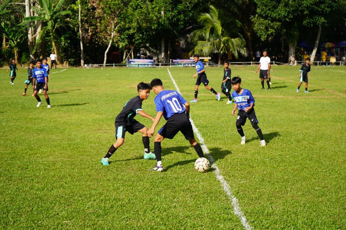 Sekcam Batumandi Dukung Penuh Turnamen Sepak Bola Kelompok Umur di Balangan, 25 Tim dari Kalsel dan Kalteng Siap Bertanding
