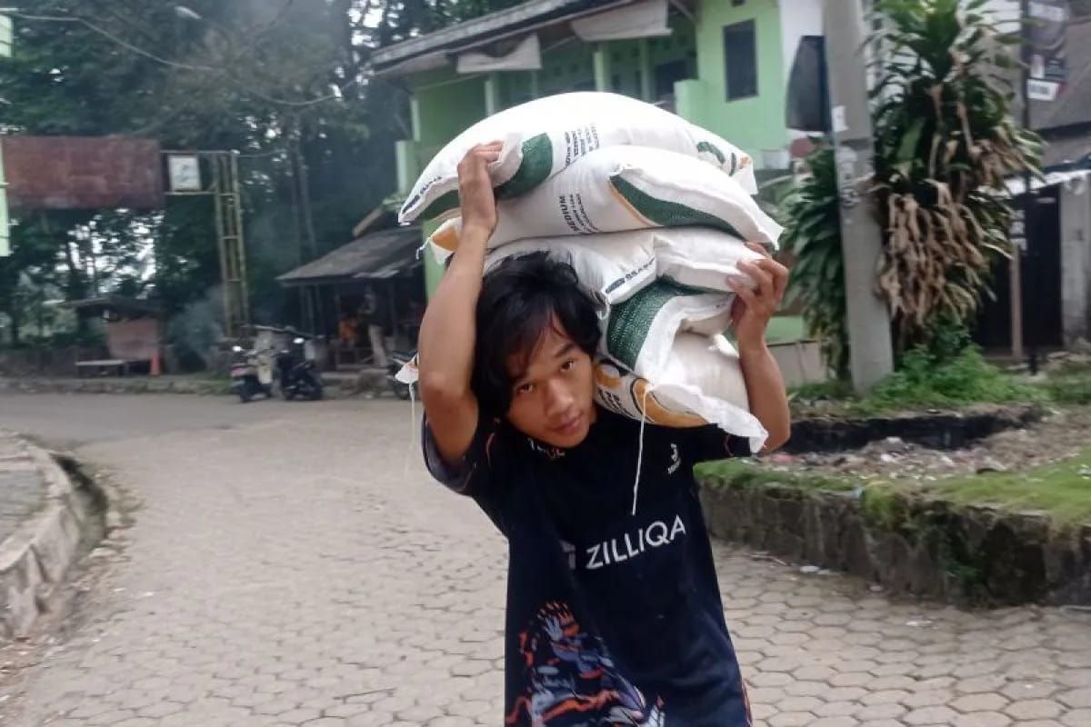 183.753 Warga Miskin di Lebak Terima 20 Kg Beras dan 4 Liter Minyak Goreng dari Bapanas untuk Alokasi Februari-Maret 2026