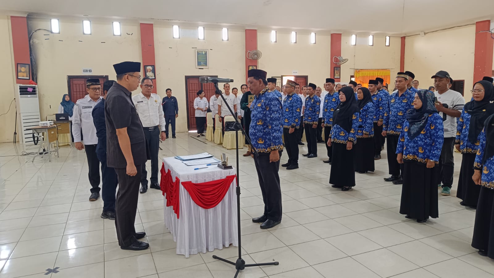 Bupati Bangka Barat Markus Rotasi 34 Pejabat, Tekankan Disiplin dan Target Kinerja Birokrasi
