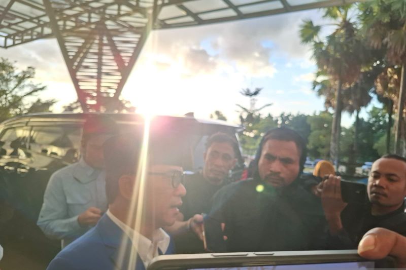 Menteri Desa Yandri Susanto Tinjau Langsung Potensi Desa di Kupang Barat, Targetkan Desa Petelur hingga Ekspor Rumput Laut
