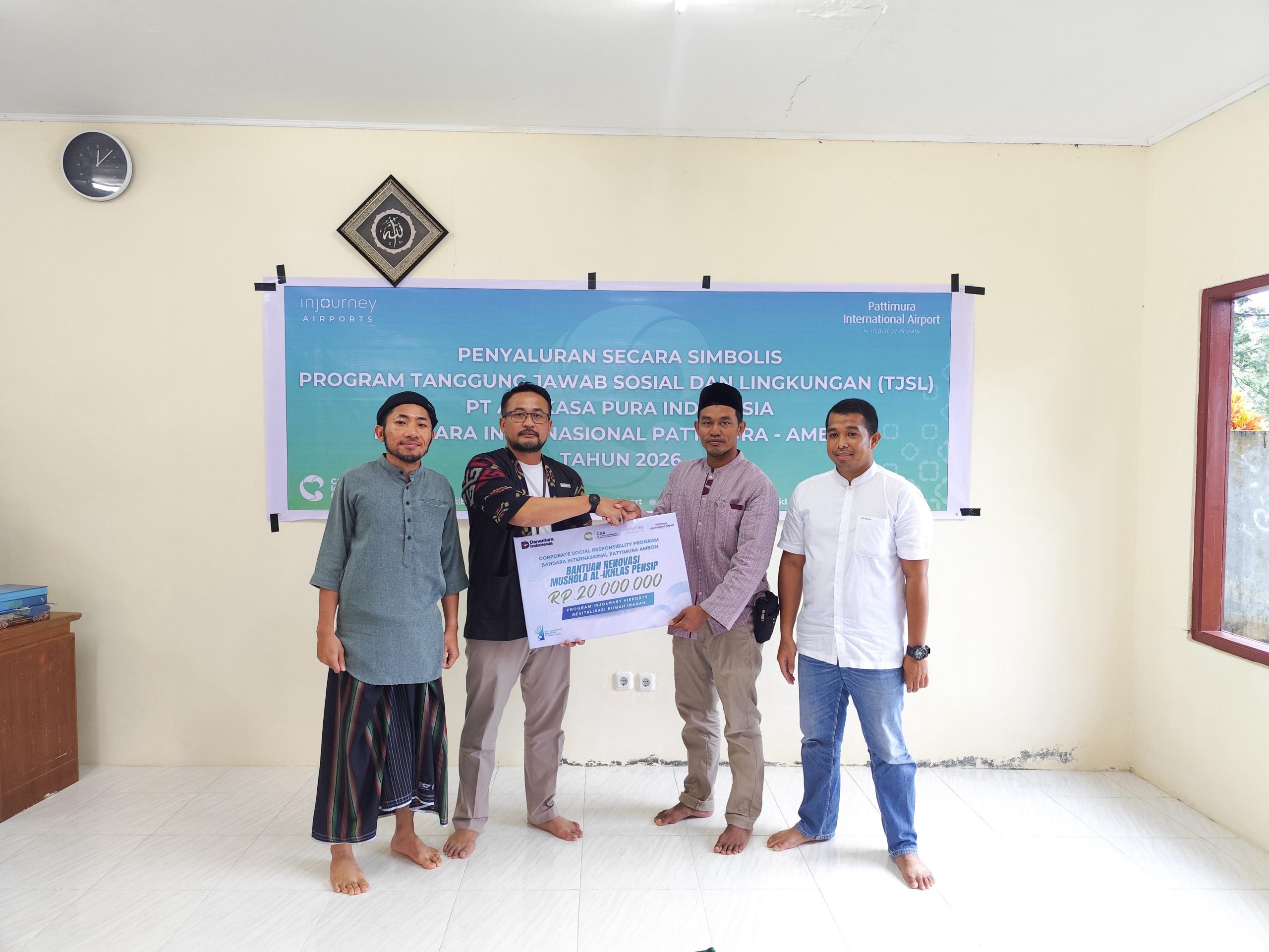 Bandara Pattimura Ambon Salurkan Bantuan Renovasi Rp20 Juta untuk Mushola Al-Ikhlas Pensip Lewat Program TJSL