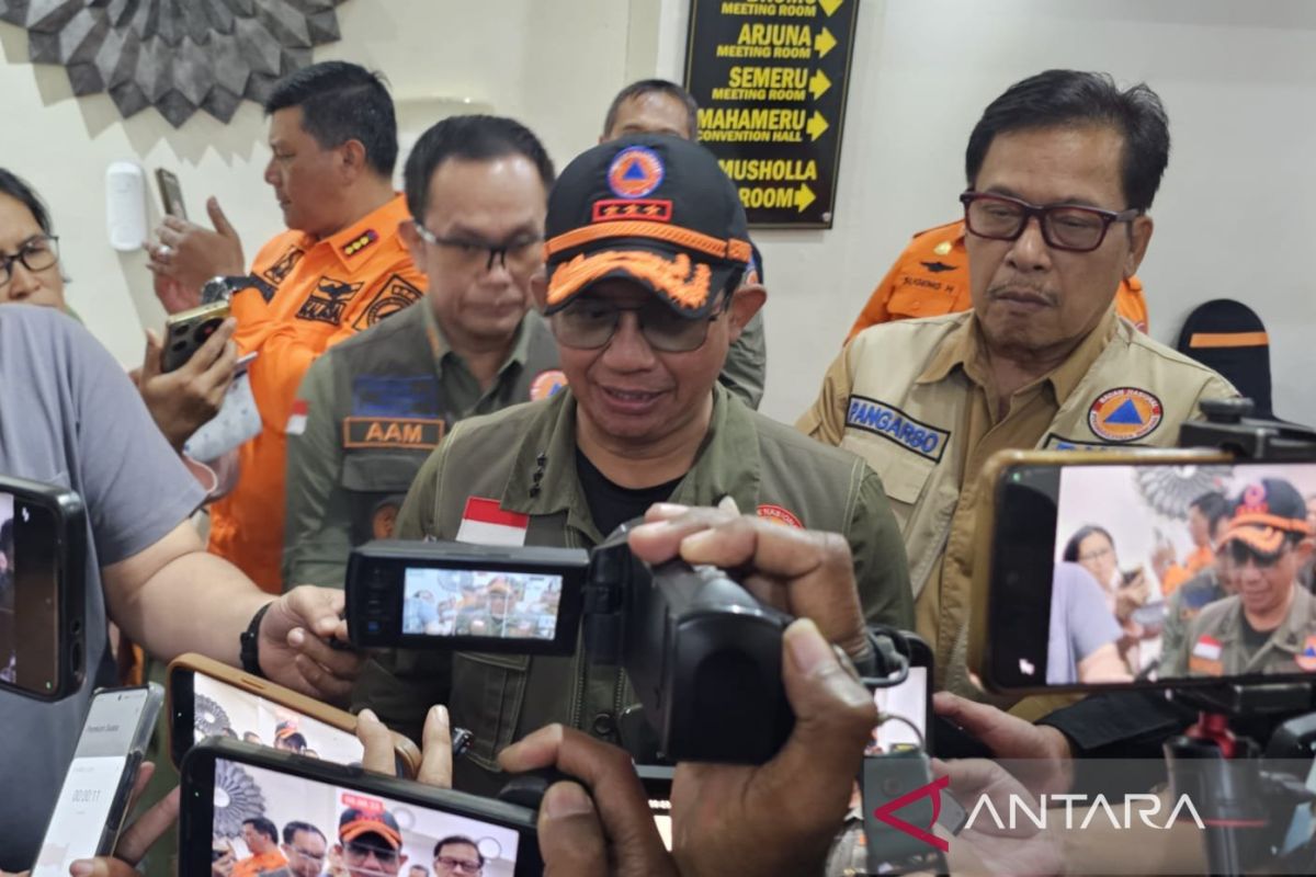 Karhutla Kalbar Meluas, BNPB Kerahkan Dua Helikopter Water Bombing Tambahan untuk Padamkan Titik Api