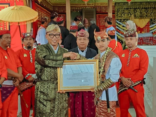 Gubernur Lampung Rahmat Mirzani Djausal Resmi Wajibkan Bahasa Lampung Setiap Kamis, Hidupkan 15 Desa Budaya