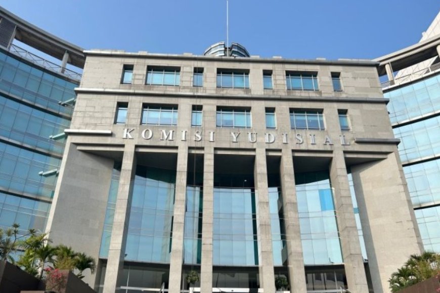 Komisi Yudisial Libatkan PPATK untuk Telusuri Rekam Jejak Calon Hakim Agung dan Adhoc