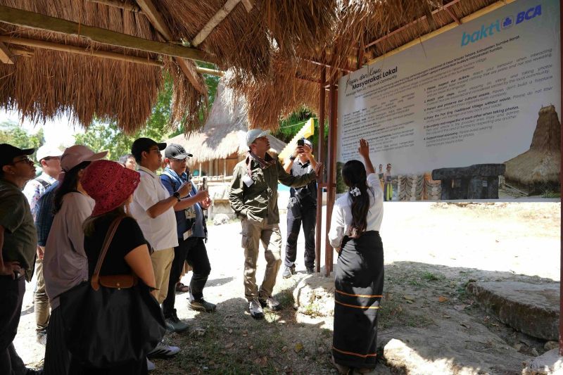 Bakti BCA Perkuat Kelembagaan Kampung Adat Prai Ijing Sumba Barat, Pendapatan Warga Tumbuh 26 Persen