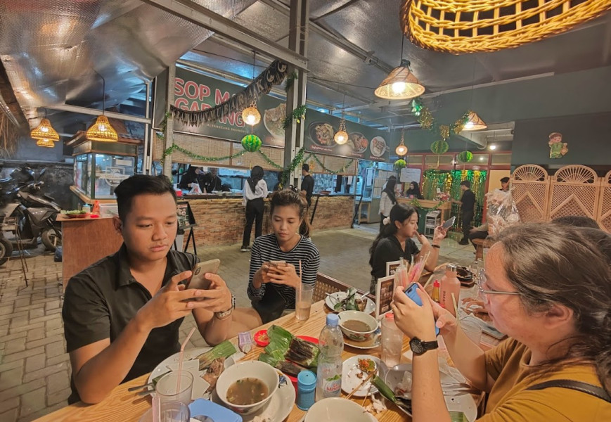 Sop Iga Mak Garang Tangerang, Kuliner Pedas dengan Harga Terjangkau