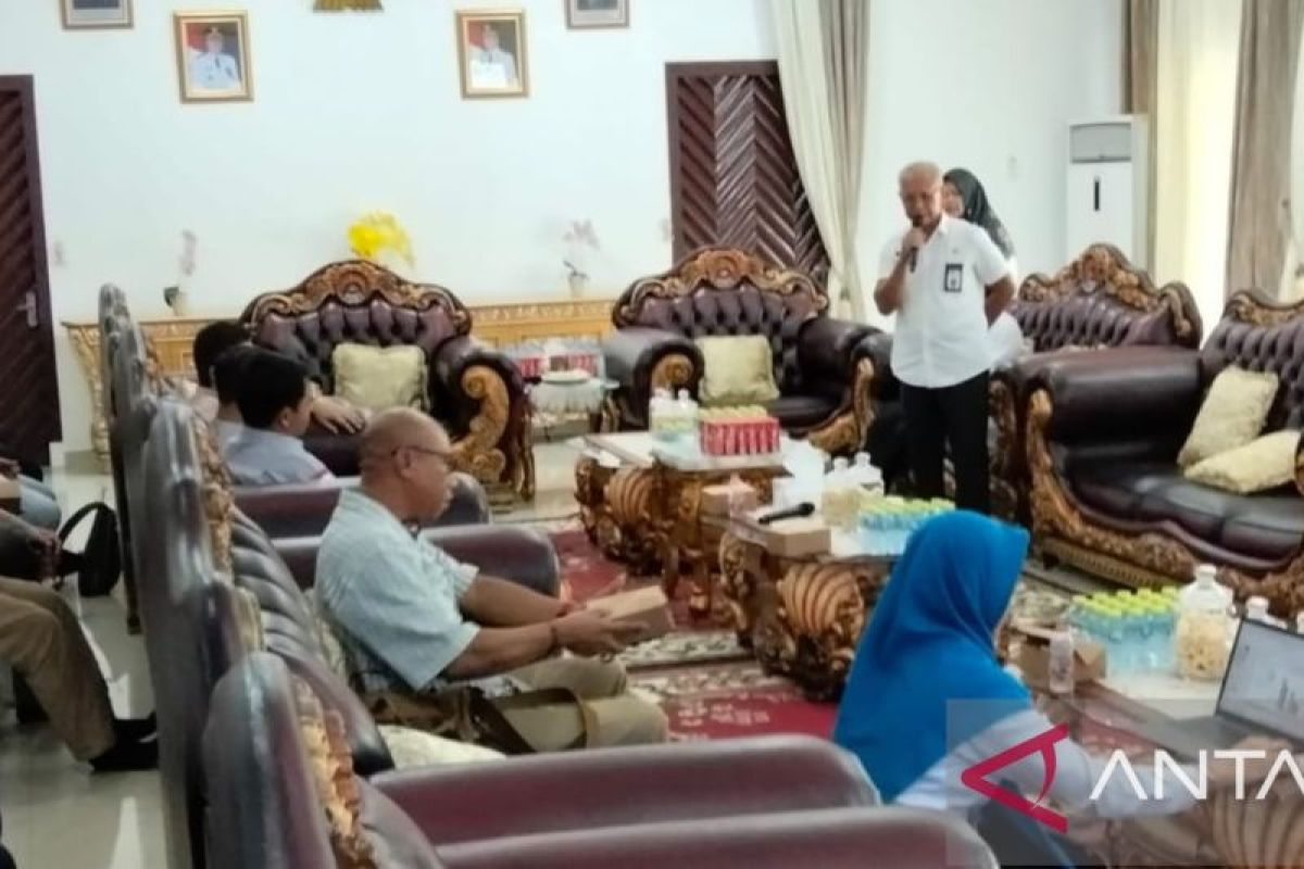 Pemkab Bangka Gandeng Swasta Bayarkan Iuran BPJS 19.077 Warga Rentan yang Nunggak demi Capai UHC 99,6 Persen