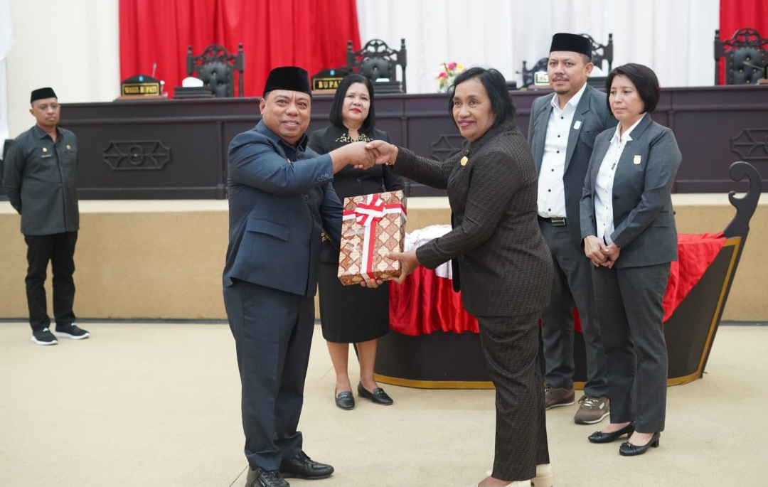 Pemkab Halmahera Utara Serahkan Rancangan KUA-PPAS 2027 ke DPRD, Fokus Buka Isolasi Wilayah dan Perkuat Ekonomi Lokal
