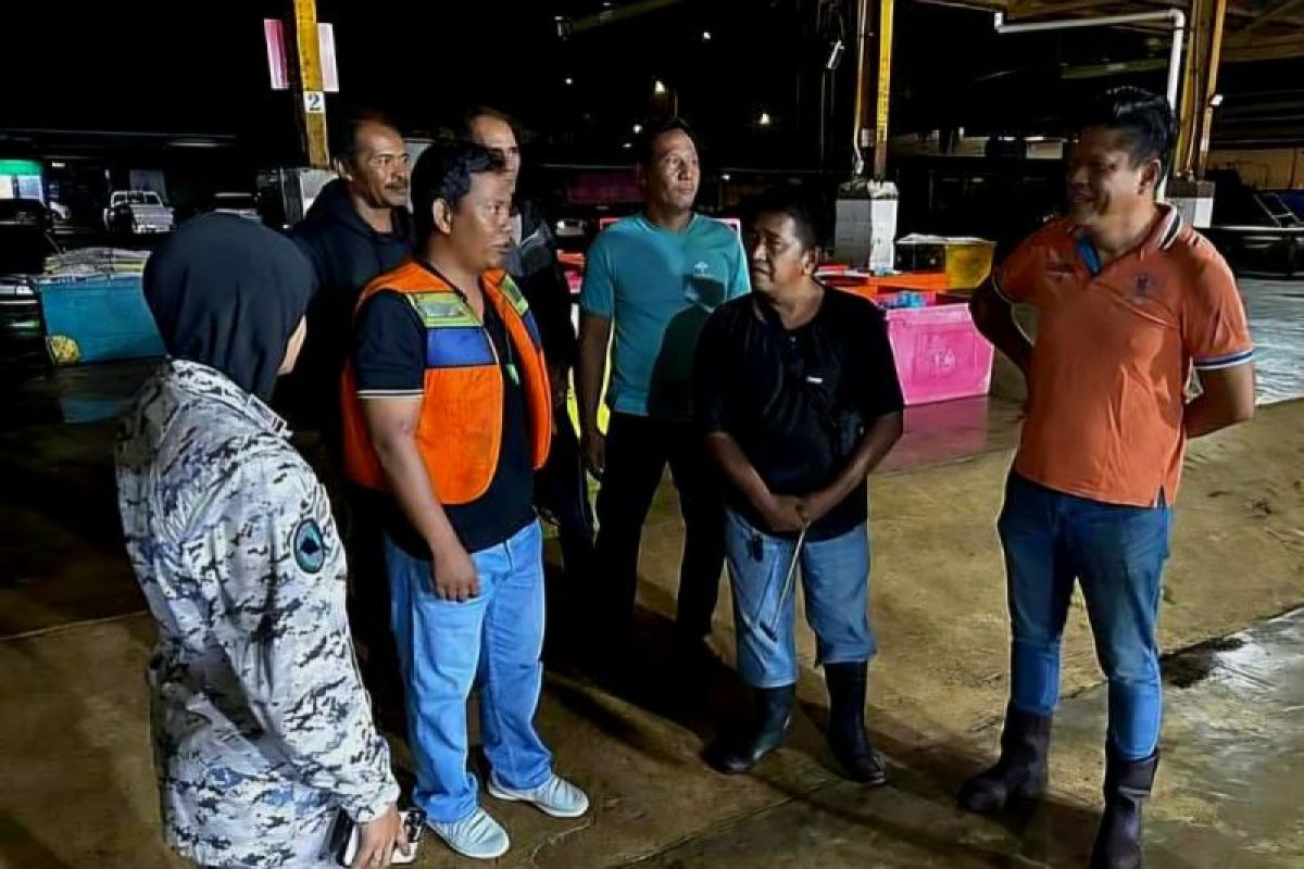 4 Awak KM Samudra Jaya asal Natuna Ditemukan Selamat oleh Nelayan Malaysia, Kapal Pecah dan Tenggelam di Perairan Kuantan