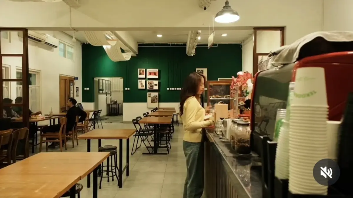 Bukan Sekadar Ngopi, 5 Kedai Kopi Unik di Semarang Ini Tawarkan Suasana Gedung Bersejarah Berusia Lebih Satu Abad