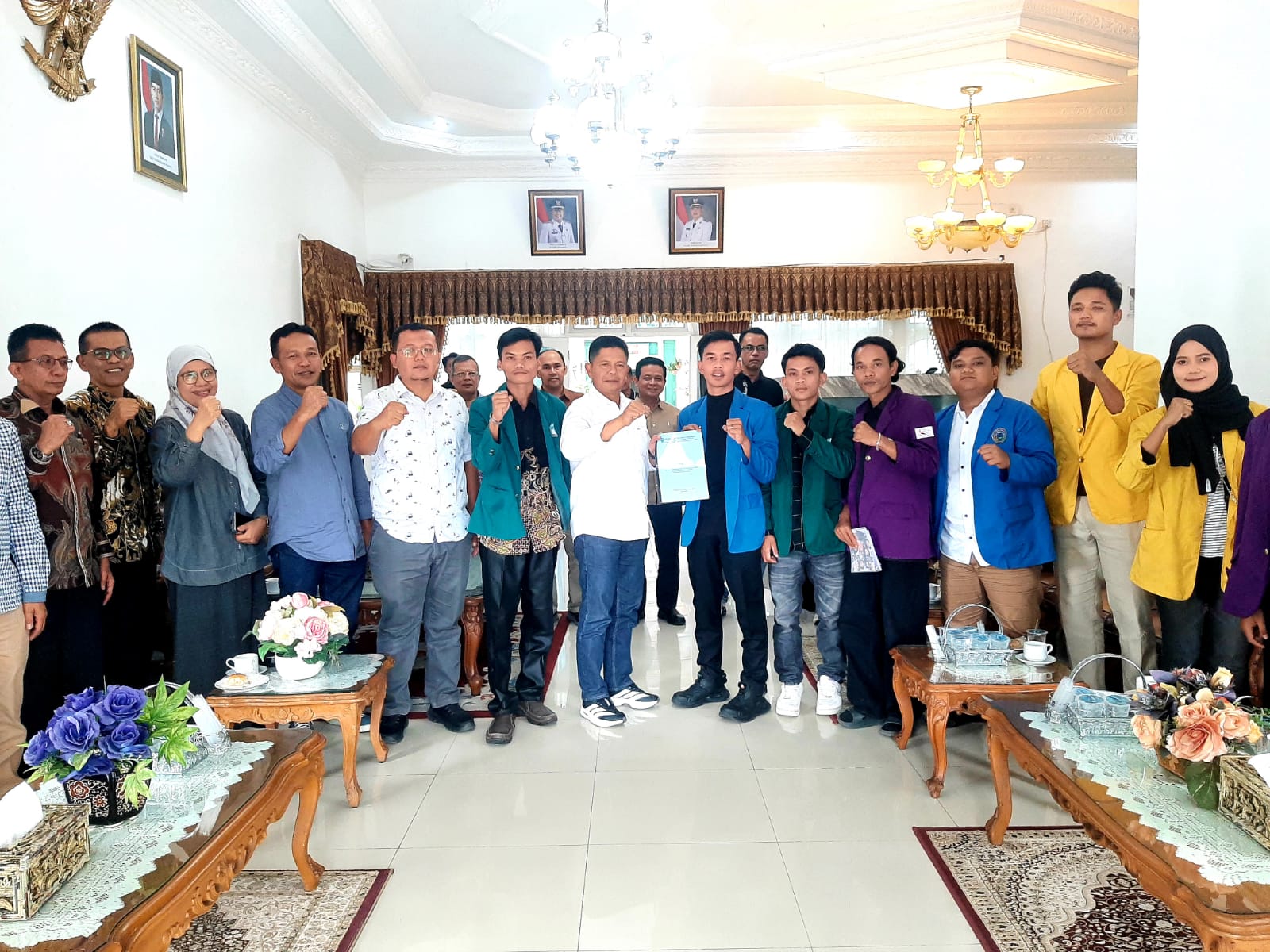 BEM Sumbar Wilayah II Apresiasi Bupati Pasaman Welly Suhery Terima Audiensi di Hari Libur, Ini 5 Aspirasi yang Disuarakan