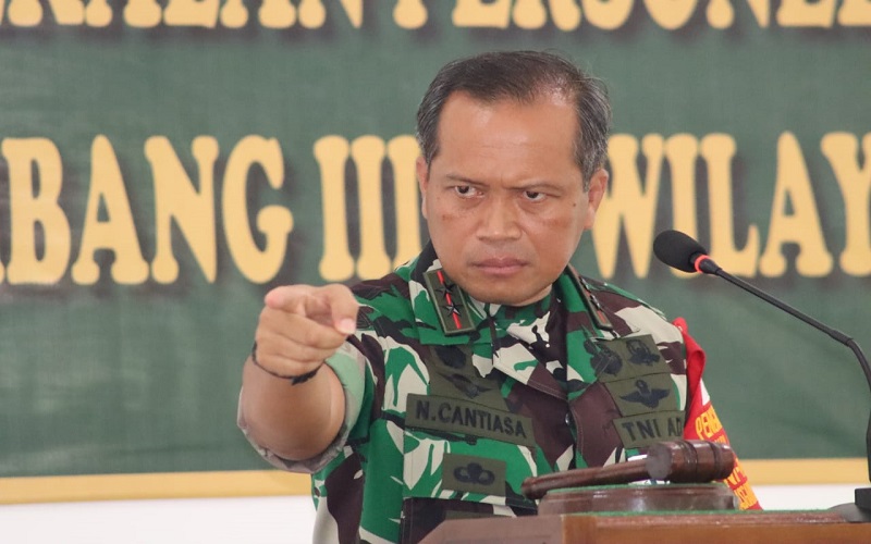 Gaya Bicara Tegas dan Berwibawa Viral, Purnawirawan Bintang Tiga Nyoman Cantiasa Mulai Digadang Netizen Calon Pemimpin Bali 2029