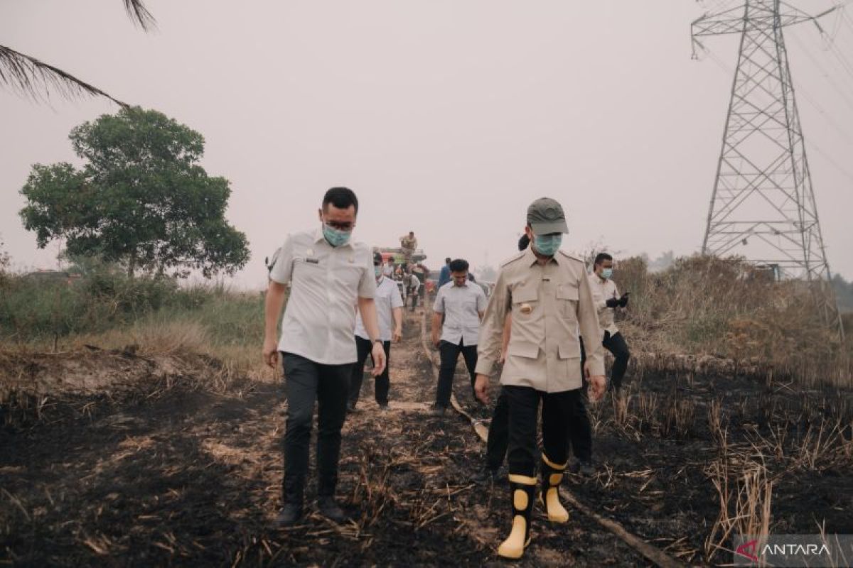 Asap Karhutla Selimuti Palembang, ISPU Tembus 717 dan 63 Titik Api Datang dari Luar Kota