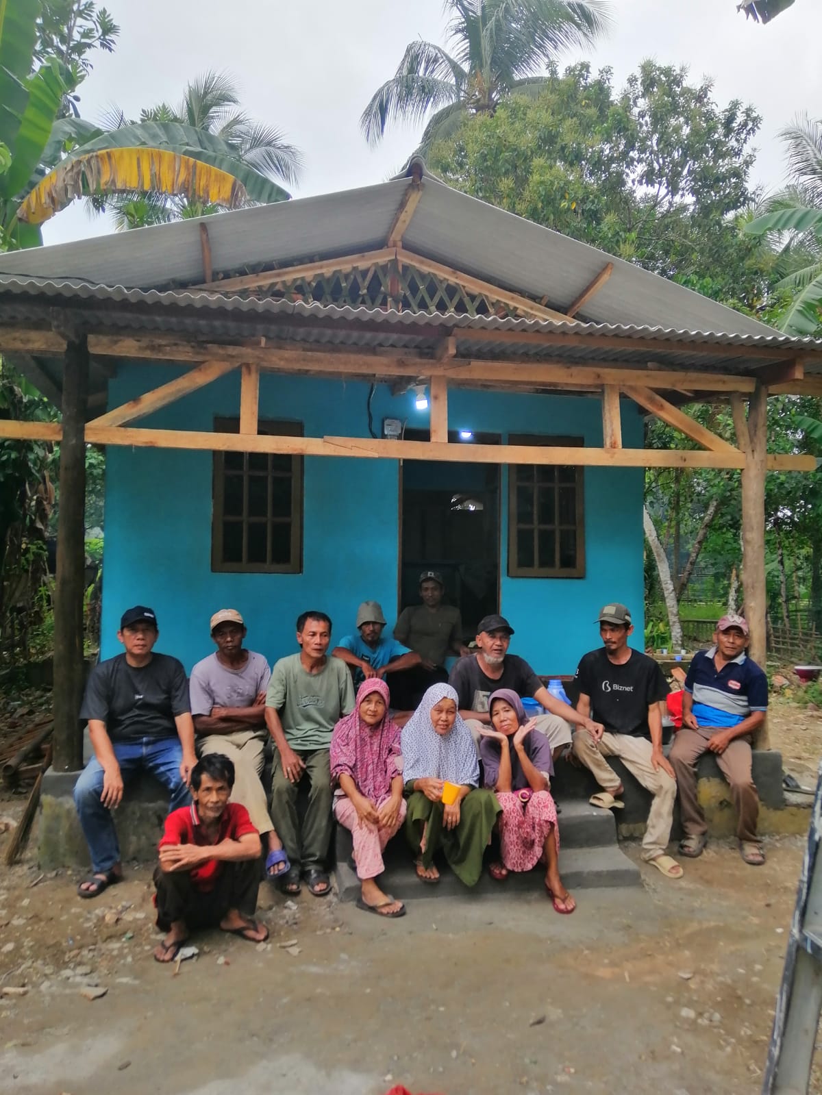 Warga Lebak Bahu-membahu Gotong Royong Bangun Rumah Layak Huni, Keluarga Penerima Bantuan Ucapkan Syukur