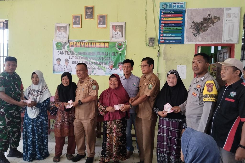 16 Keluarga di Desa Sukau Mergo Lebong Terima BLT Dana Desa Rp 1 Juta per KPM, Camat Ingatkan Prioritas Kebutuhan Pokok