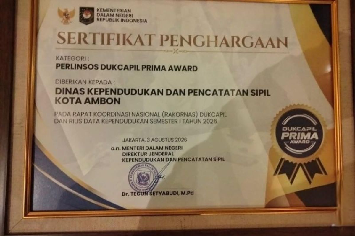 Pemkot Ambon Raih Perlinsos Dukcapil Prima Award dari Kemendagri, Masuk 10 Besar Nasional dari 43 Daerah
