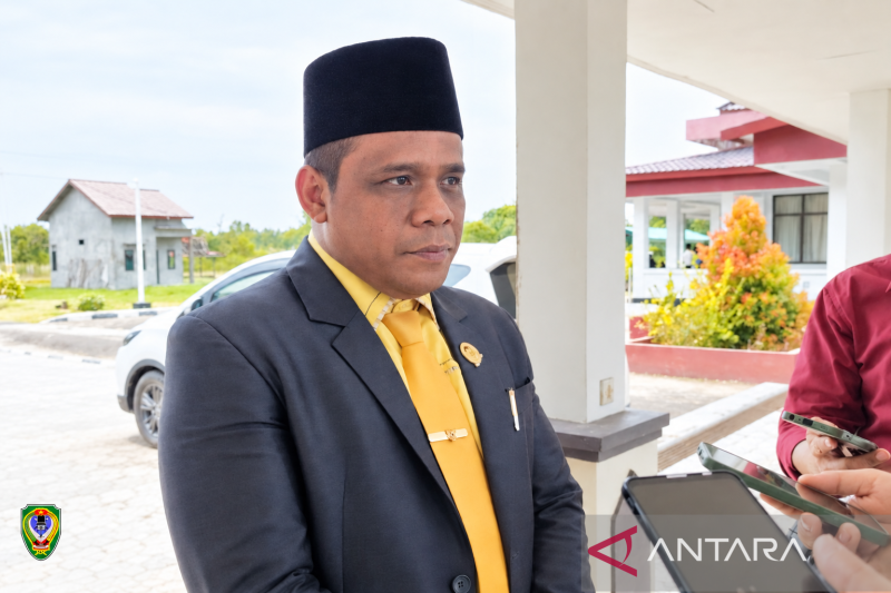 DPRD Seruyan Imbau Nelayan Waspadai Ombak Besar dan Cuaca Ekstrem di Perairan Laut