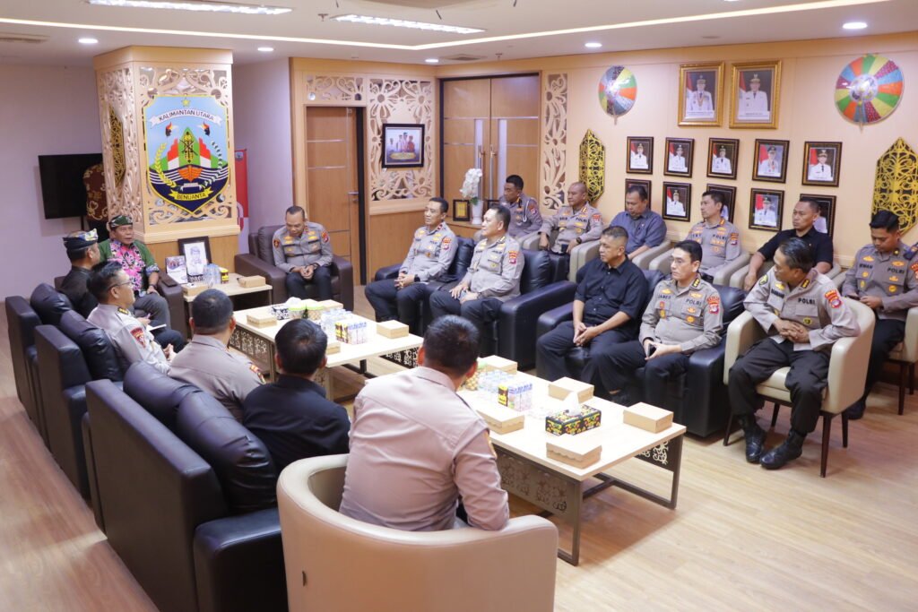 Kapolda Kaltara Agus Wijayanto Temui Gubernur Zainal Paliwang, Bahas Sinergi Keamanan dan Pembangunan Daerah Perbatasan