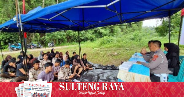 Satlantas Polres Banggai Edukasi Tertib Lalu Lintas ke Siswa Diklatsar Paskibra SMKN 1 Luwuk, Angka Pelanggaran Remaja Tinggi