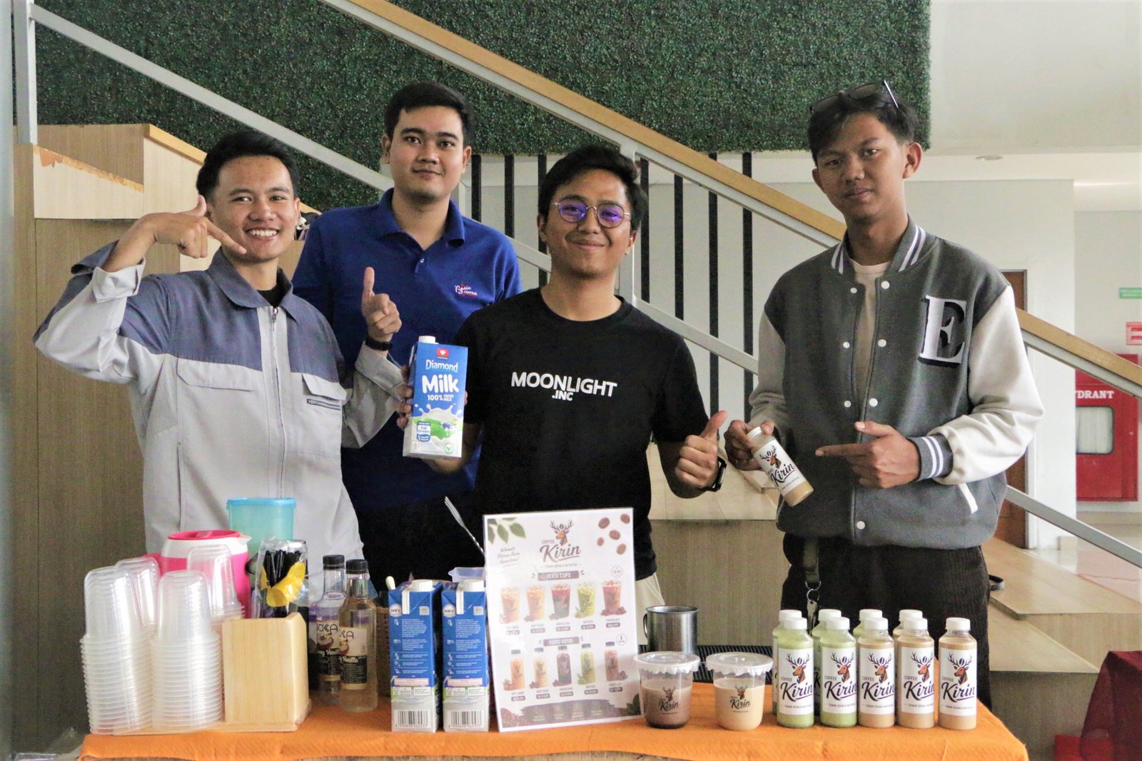 Mahasiswa Tekpang UM Bandung Sajikan Inovasi Pangan Lokal hingga Produk Darurat di Food Festival 2026