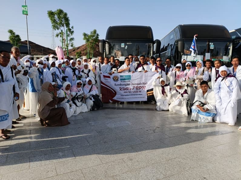 Cuaca 43 Derajat di Madinah, 358 Jemaah Haji Kaltara Kloter 7 Wajib Niat Umrah dari Dalam Bus