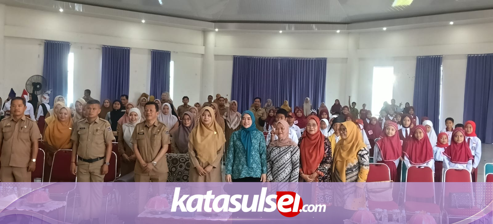50 Anak SD di Enrekang Ikuti Lomba Bertutur, Bunda Literasi Ratnawati Yusuf Ritangnga Apresiasi Keberanian Peserta