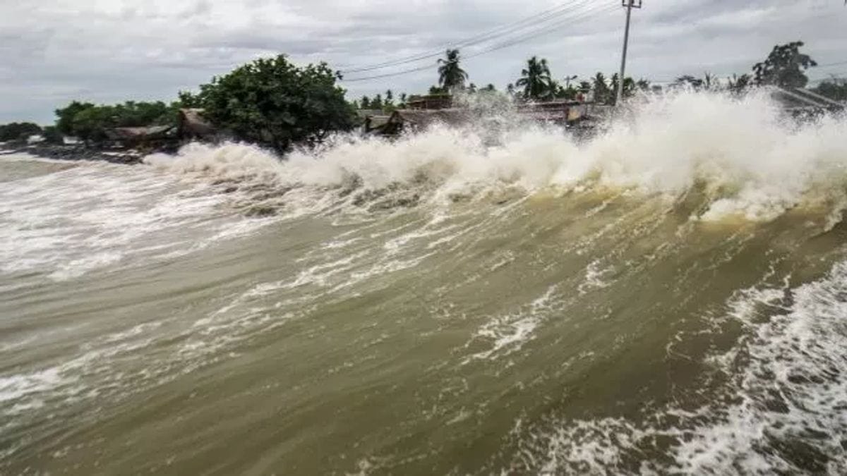 Cuaca Maritim Sumbar 21-24 Juni 2026: BMKG Peringatkan Gelombang 2,5 Meter dan Hujan Petir di Perairan Mentawai hingga Padang
