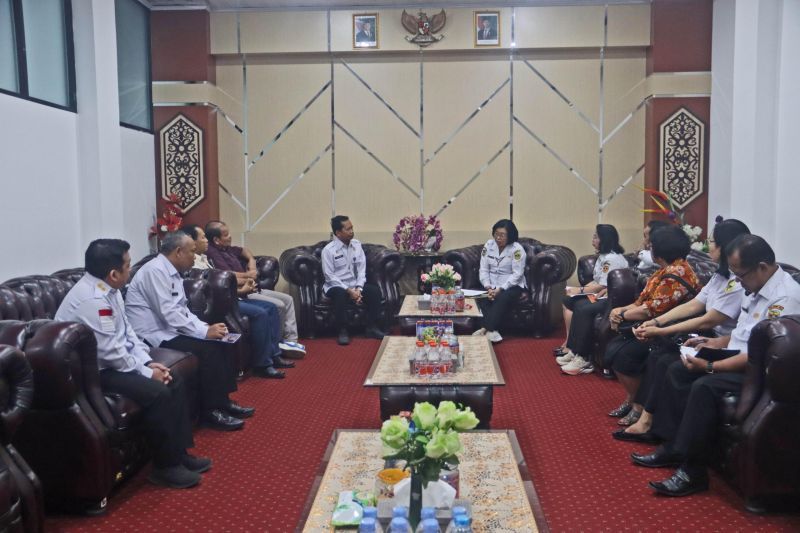 Pemkab Gunung Mas Konsultasi ke Kanwil Kemenkum Kalteng, Bahas Regulasi Pajak Daerah dan Pendataan Wajib Pajak