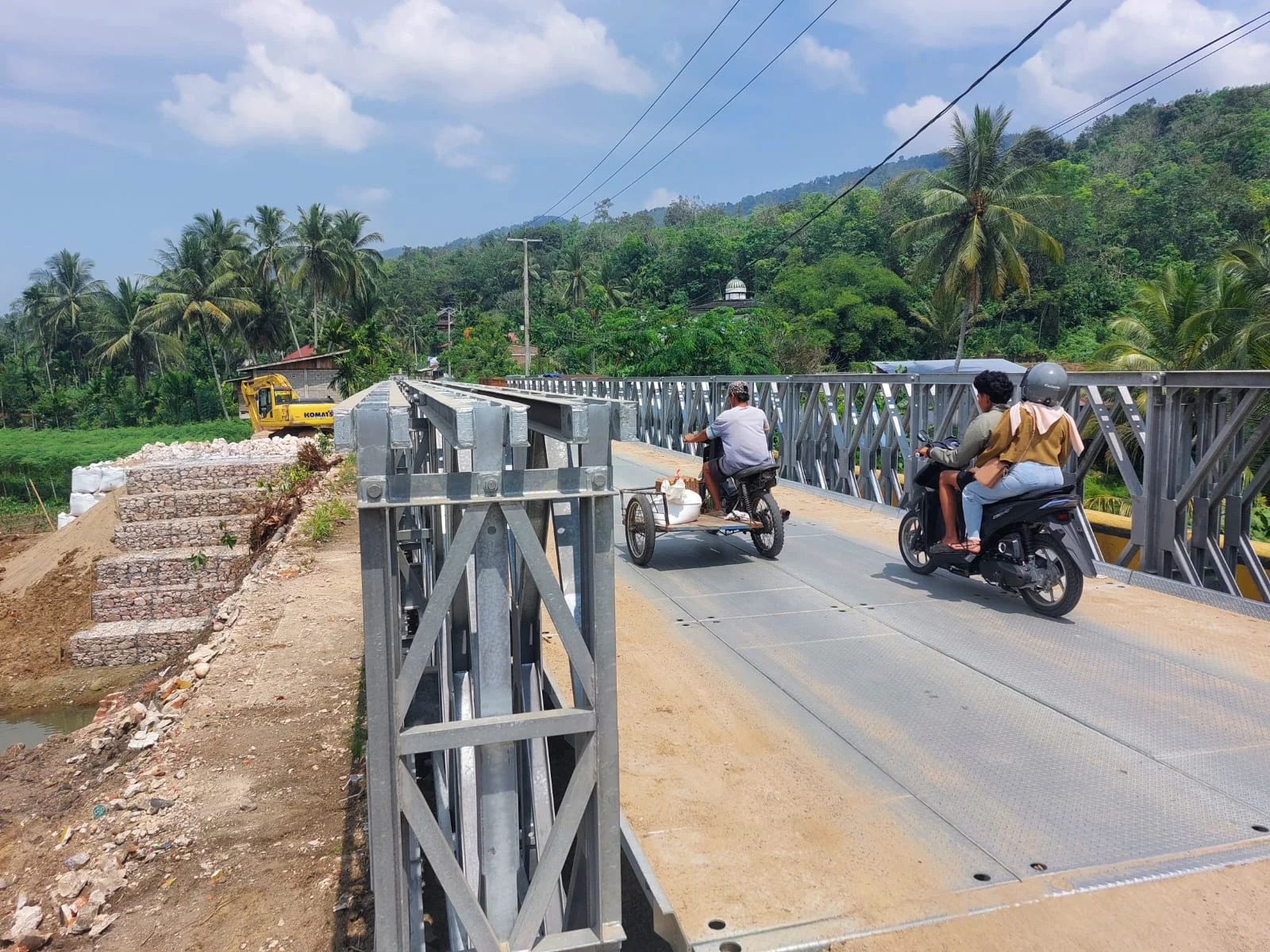 Jembatan Bailey Rp4,9 Miliar Kini Beroperasi, Akses Tanah Datar–Sijunjung Tak Lagi Putus Usai Banjir Bandang