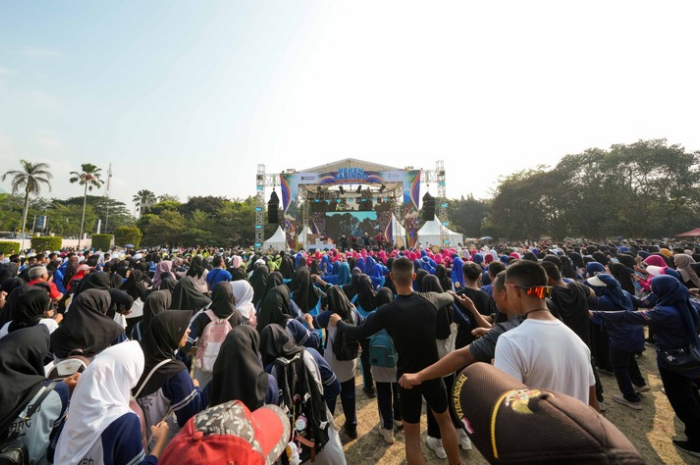 3.000 Warga Pandeglang Ikuti Program PEKEN Jasindo, Bazar UMKM hingga Pelatihan Gratis Digelar di Alun-alun