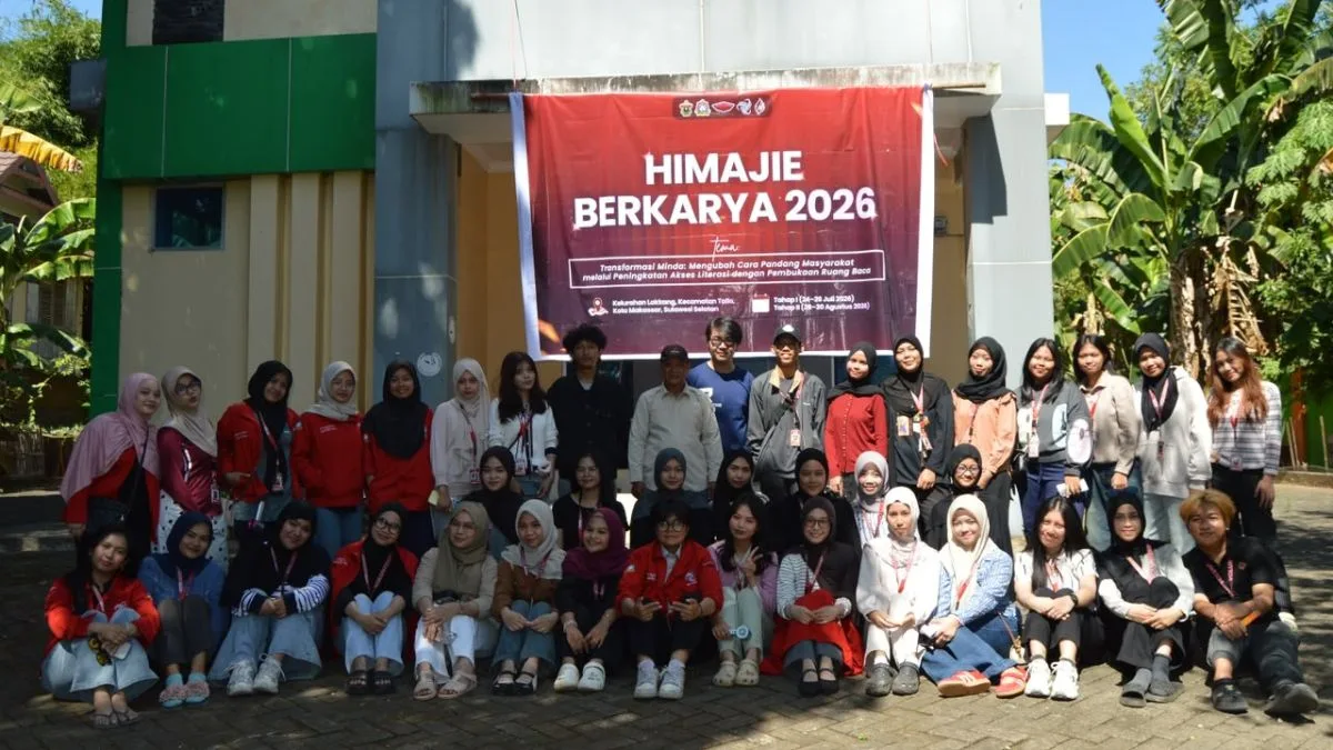 HIMAJIE FEB Unhas Resmikan Ruang Akses Baca di Lakkang Makassar, Orang Tua Siswa Ikut Seminar Pola Pikir