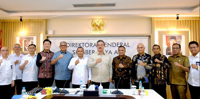 Bupati Aru Dampingi Gubernur Maluku ke Pusat, Perjuangkan Bendungan dan Talud Pengaman Pantai untuk 1.400 Pulau
