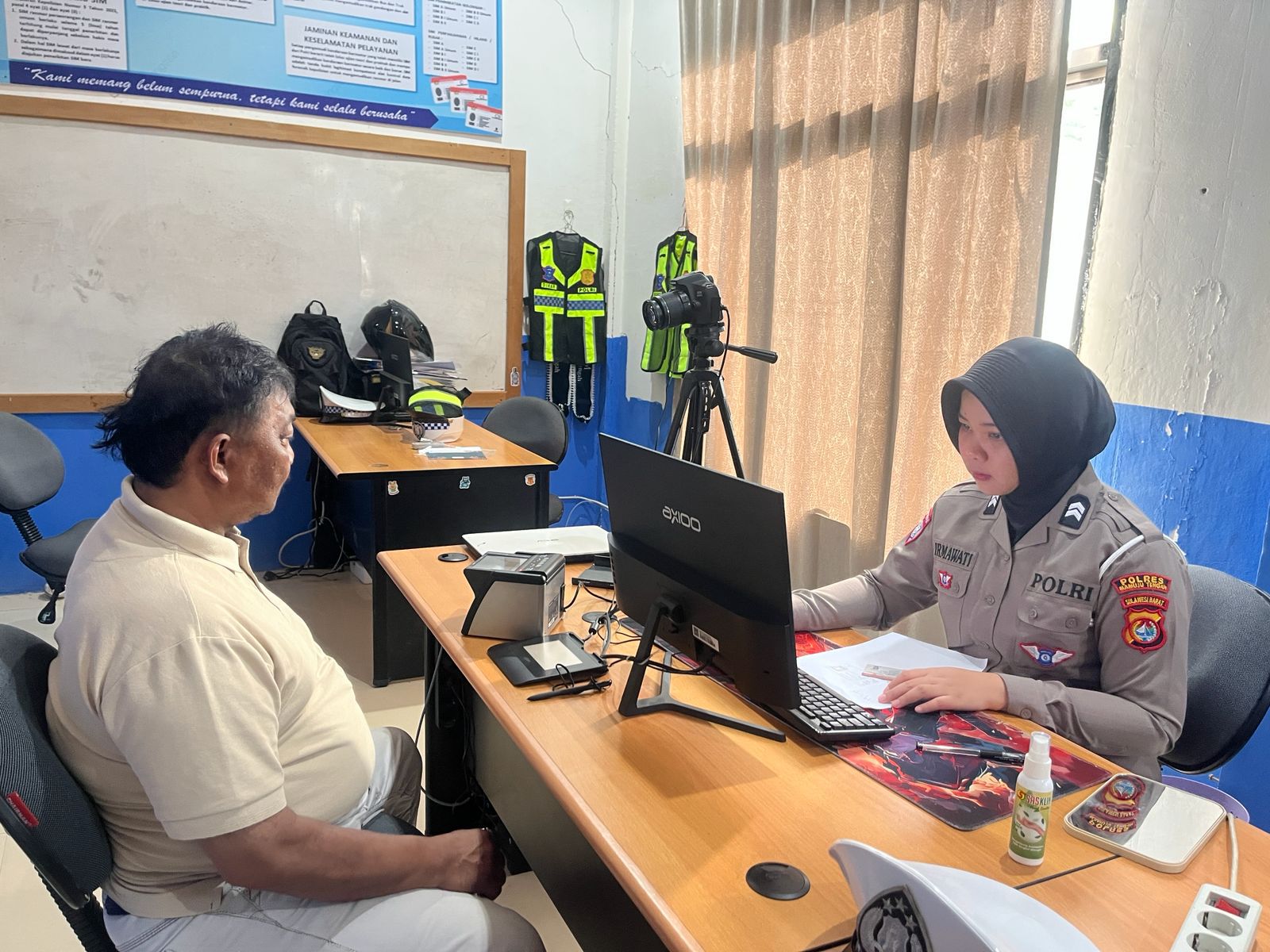 Polres Mamuju Tengah Luncurkan SIM Keliling, Warga Tak Perlu Antre Panjang di Kantor Polisi