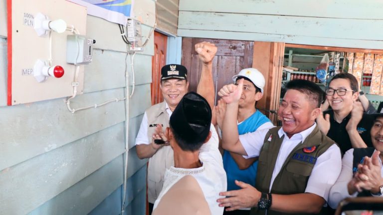 57.685 Pelanggan MEP di Musi Banyuasin Resmi Beralih ke PLN, Gubernur Sebut Listrik Kini Fondasi Ekonomi Daerah