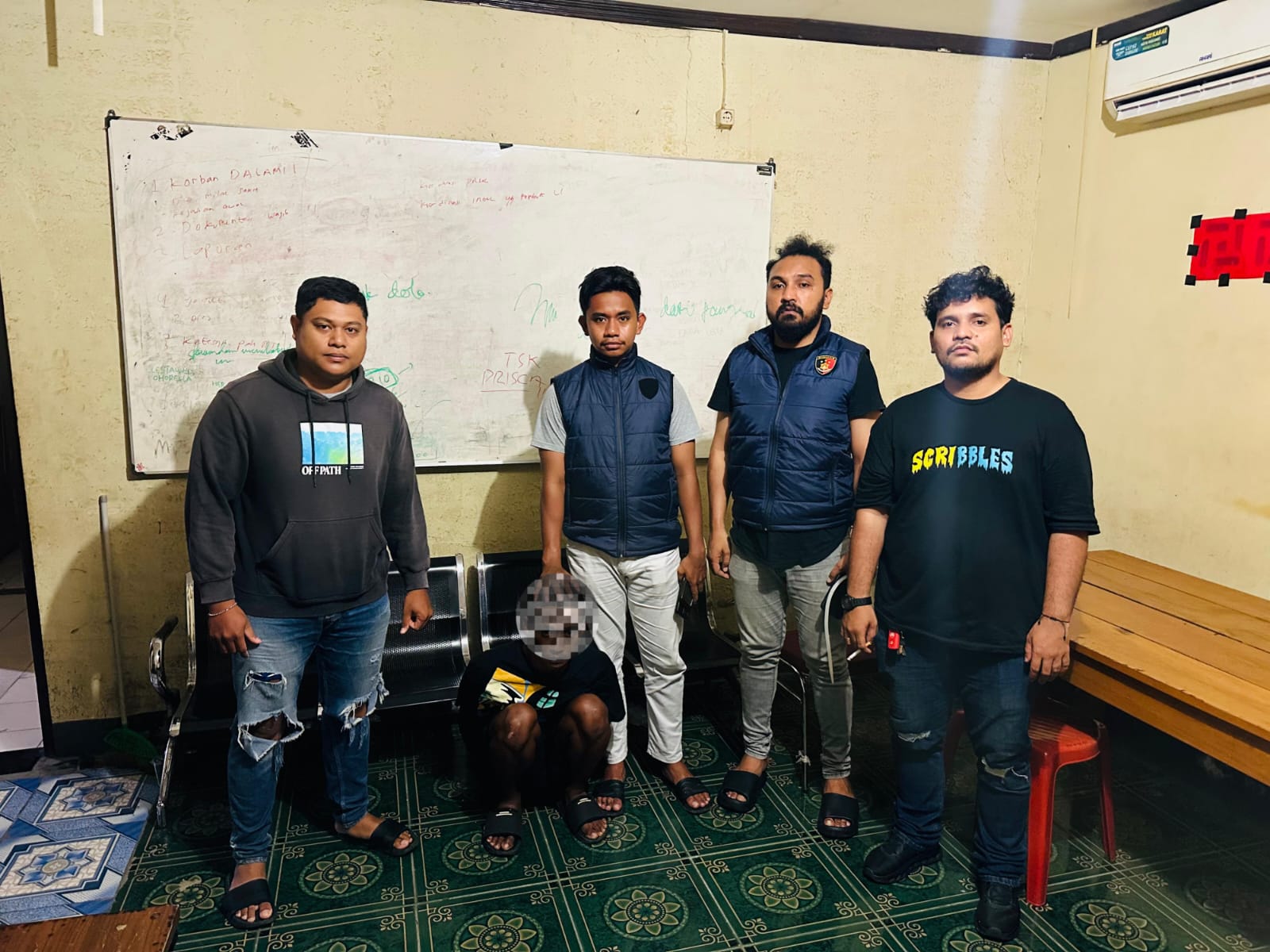 Polda Maluku Bekuk Pelaku Pencurian yang Viral di Facebook dalam Hitungan Jam, Satu Remaja Diamankan di Halong Baru