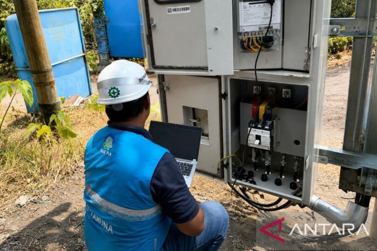 PLN Suluttenggo Sambung Listrik 82.500 VA untuk Pabrik di Siau, Dukung Ekspansi Usaha di Kepulauan Sitaro