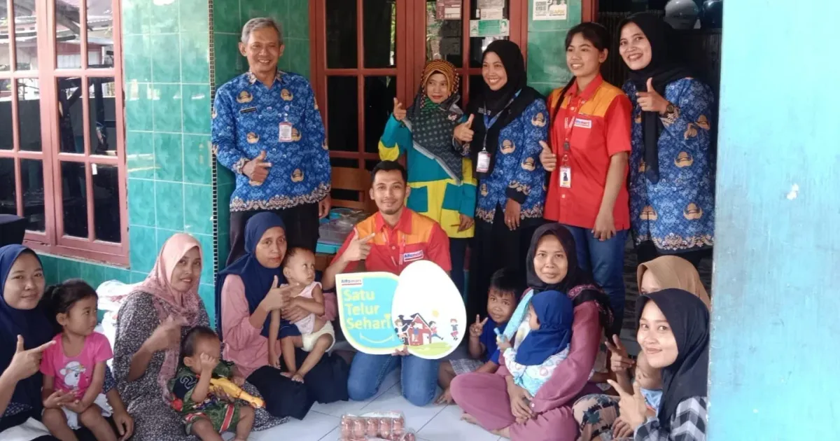 Alfamart Bagikan 1 Telur Per Hari untuk 35 Anak Stunting di Desa Wangandawa Tegal, Program Berjalan Sejak 2022
