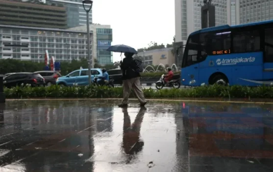 Cuaca Awal Pekan di Sumatera Utara: Medan Diguyur Hujan Ringan, Sementara Banda Aceh Diselimuti Kabut