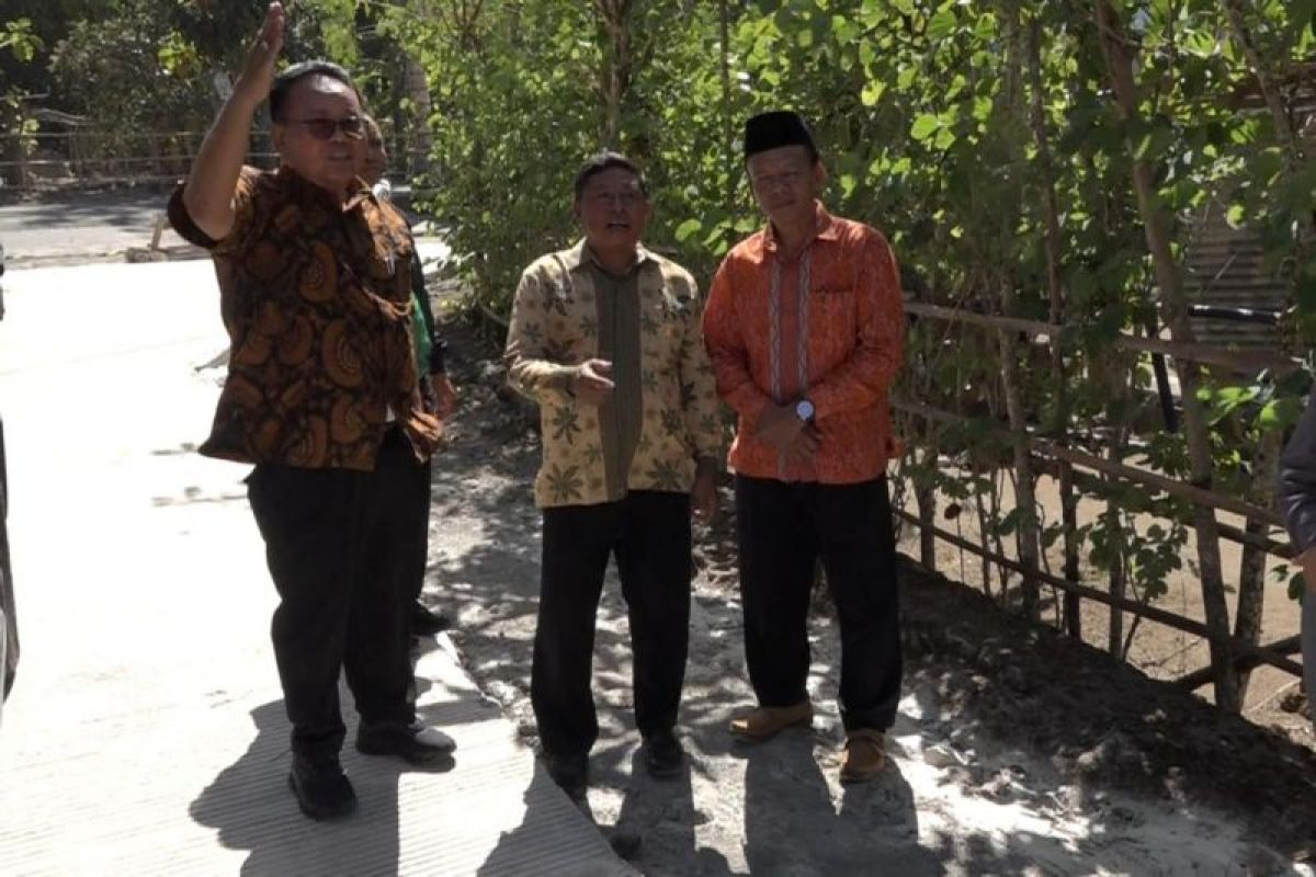 DPRD DIY Realisasikan Jalan Cor Beton 300 Meter di Gunungkidul, Sisa 400 Meter Diusulkan ke APBD 2027